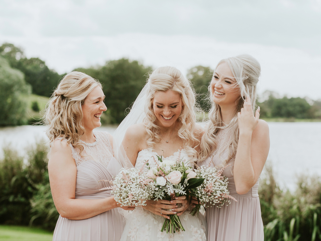 A Classic Late-Summer Wedding at Sandhole Oak Barn