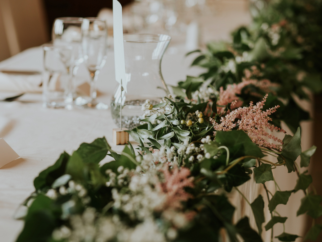 A Classic Late-Summer Wedding at Sandhole Oak Barn