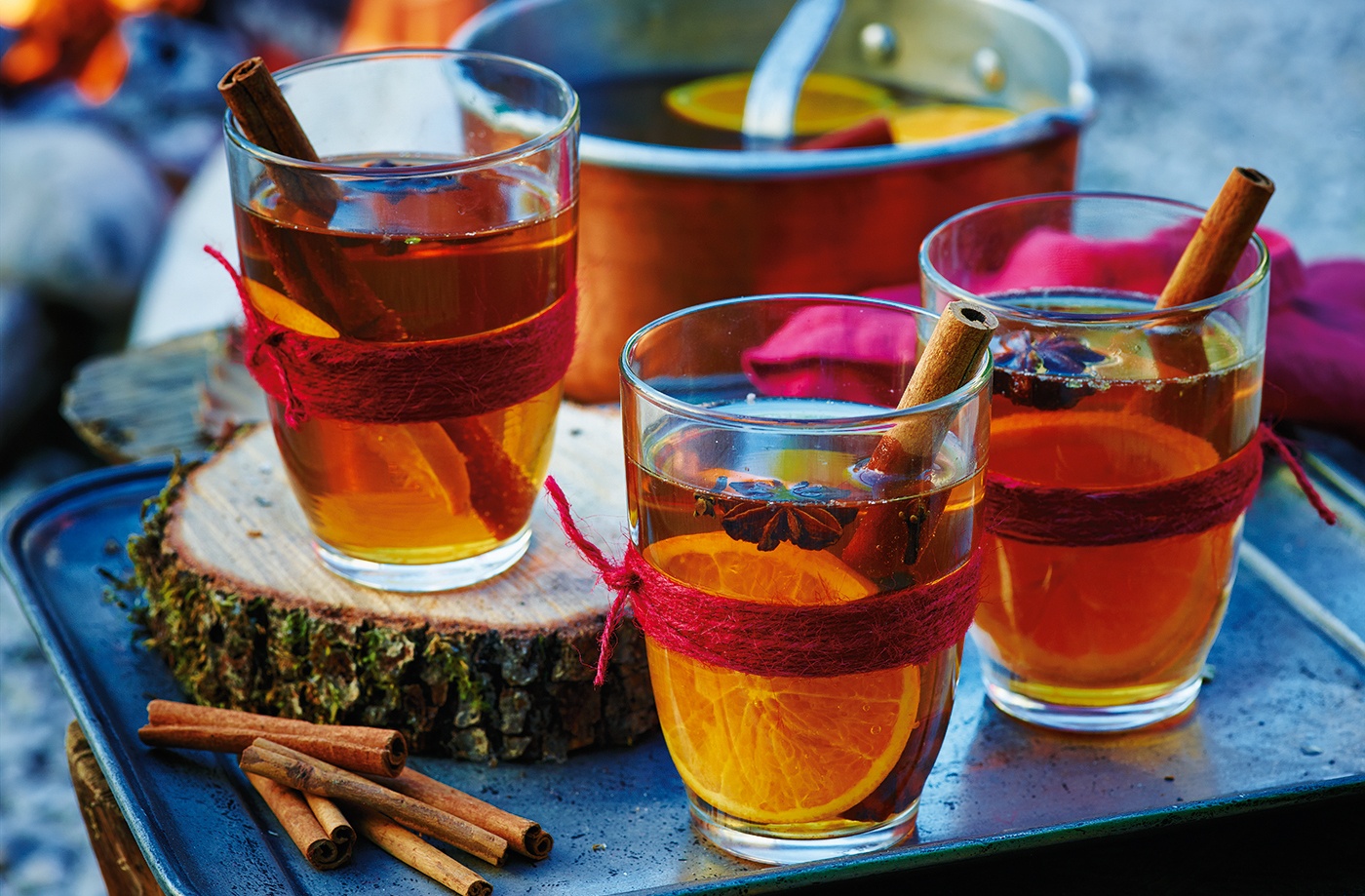 Mulled cider is the perfect winter wedding drink to keep your guests feeling cosy at your winter wonderland at Sandhole Oak Barn in the North West