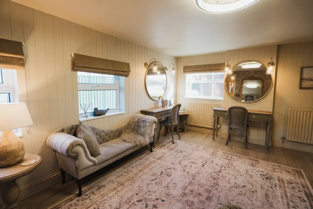 sandhole oak barn dressing room hero